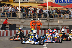 Starting grid of the 4-Stroke Conquest