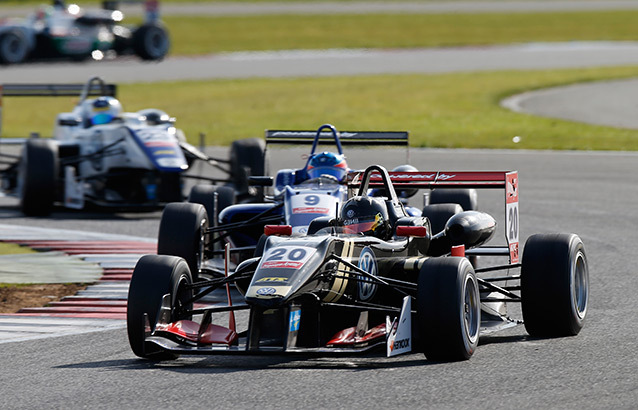 Première expérience de course en F3 à Silverstone pour Boccolacci