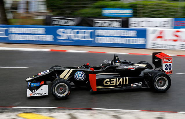 FIAF3-Dorian-Boccolacci-Pau-2015-wet-track.jpg