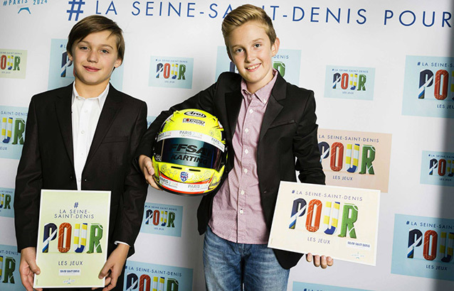 Théo et Gillian avec les champions de Seine-Saint-Denis