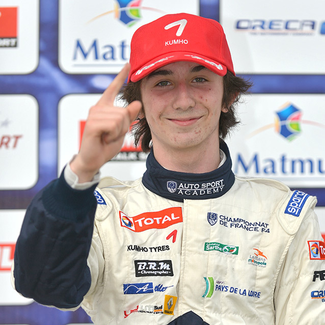 Sur le podium à Lédenon, Aubry ouvre le score en F4