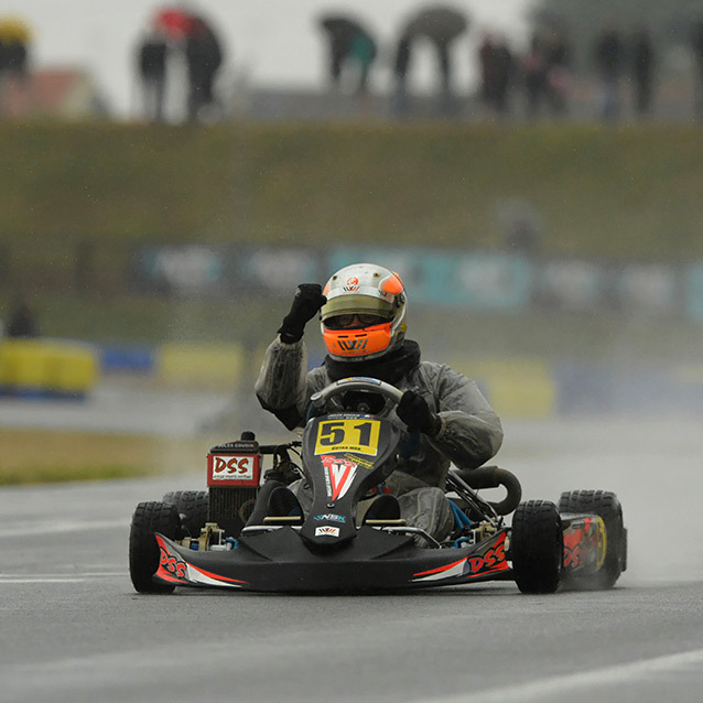 KSP-NSK-Angerville-2013-Finish-Rotax.jpg