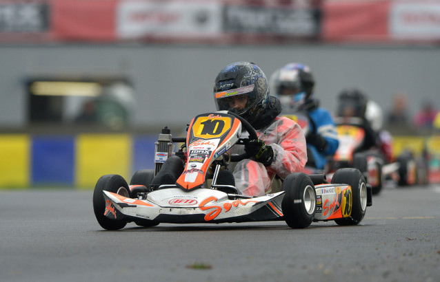 Nouet s’installe devant en Minikart