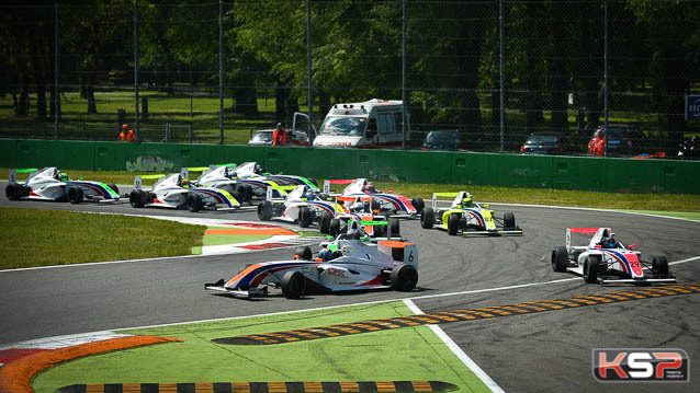 Monza F4 : course 1 agitée et victoire de Martins