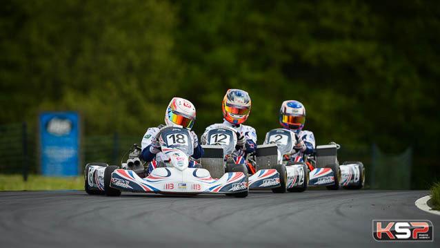 Junior Essay: Tanic gagne la 1re manche devant Cochet