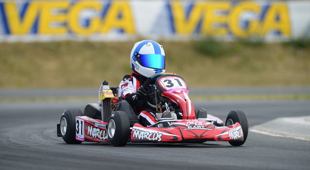 Marcus Amand survole les chronos Minikart