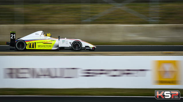 Successful first single-seater race for Théo Pourchaire