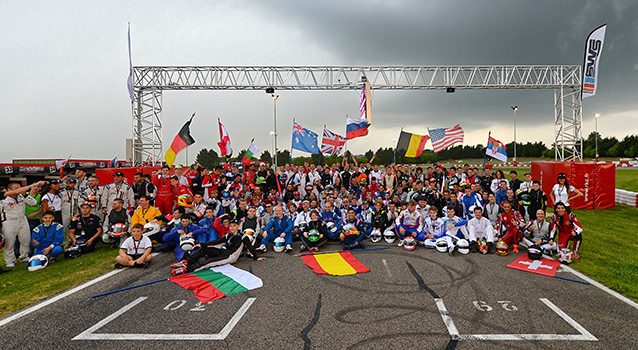 Finale SWS, parade des pilotes à Cormeilles