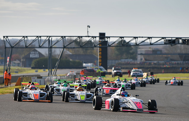 F4 Nogaro: Ugo De Wilde confirme sa pole position et gagne la Course 1