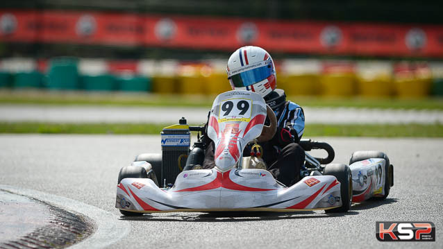 Léger en pole du Handikart à Ancenis