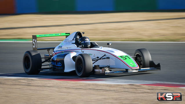 Shihab Al Habsi goes one step further in F4