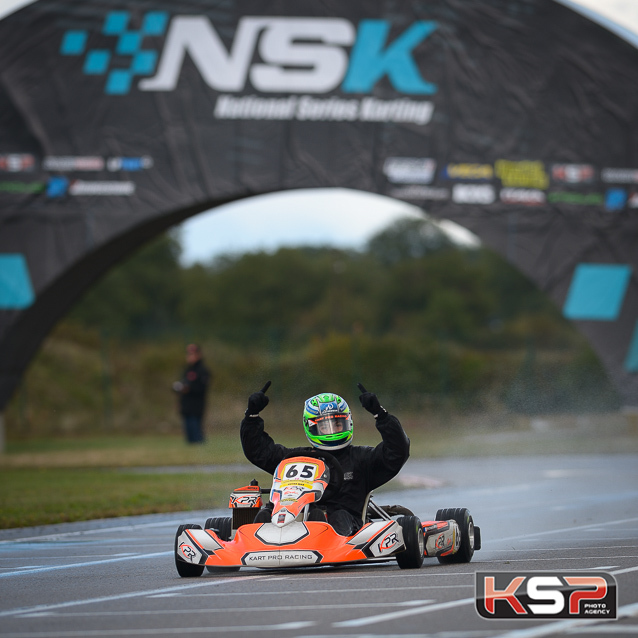 Et Nomblot conclut par la victoire en Rotax Max