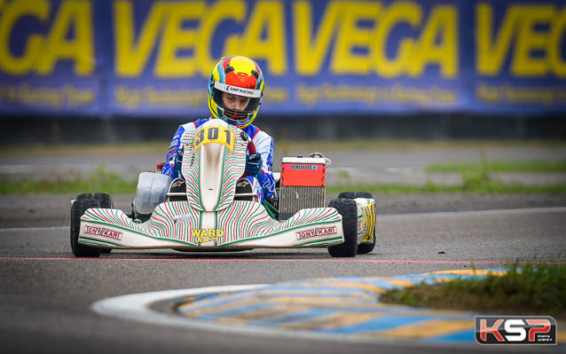 Smal passe en tête des manches Junior de la WSK Final Cup