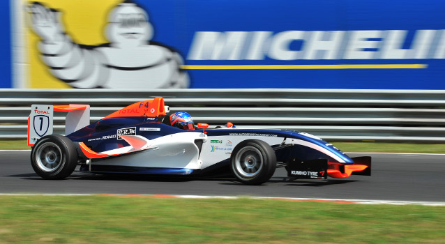 F4 Hungaroring : Moineault signe la pole devant Fenestraz