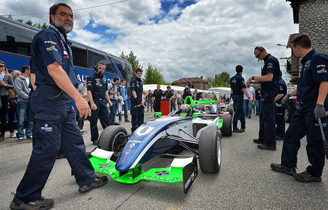 Belle opération pour Aubry à Pau