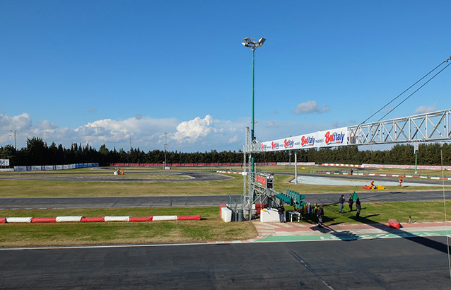 A época 2015 arranca com a WSK Champions Cup