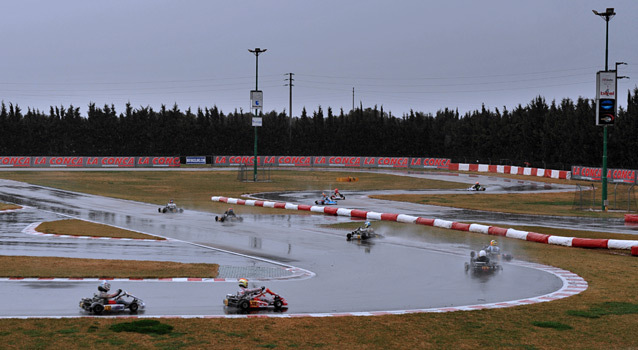 WSK 2009: ouverture sous la pluie à La Conca