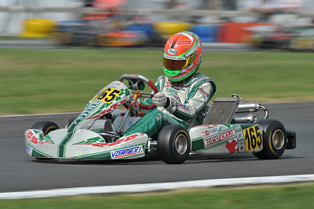 Moller-Madsen domina a KF3