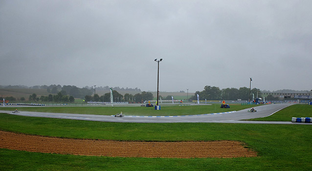 A rainy Sunday at Essay?