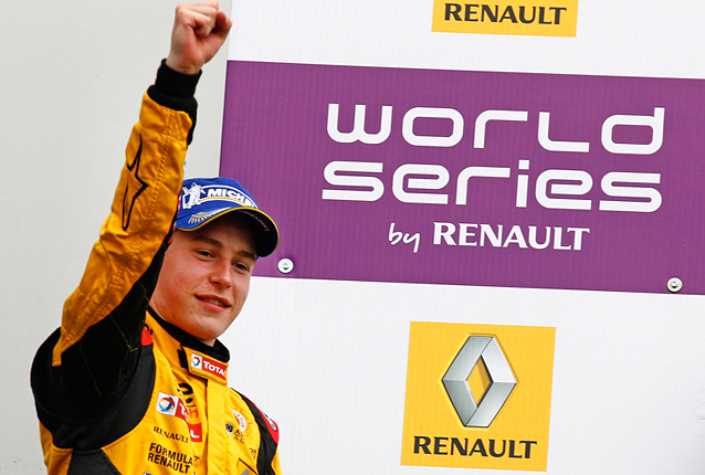 Vandoorne completes clean sweep