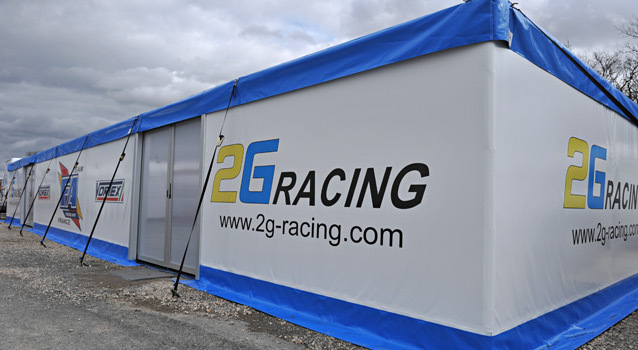 2G Racing combat la crise