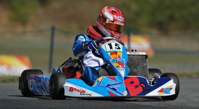 Enzo Guibbert règne en maître en KF2 à Lyon