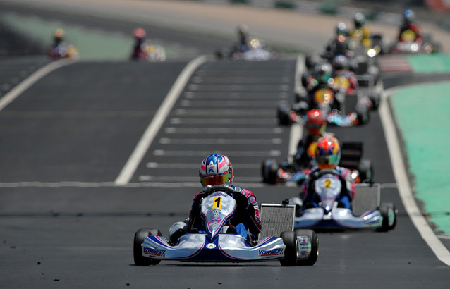 Doublé Kosmic en préfinale Super KF