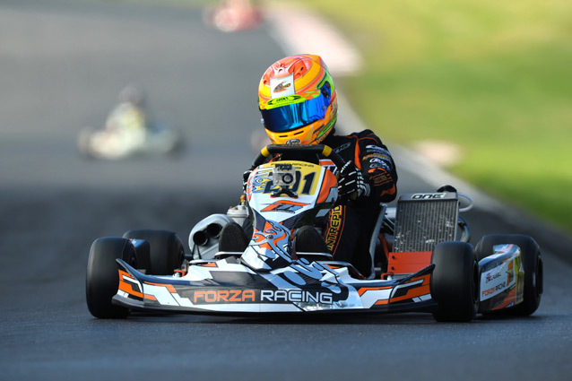 Coupe du Monde KF3 : Tous contre Russell