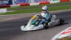 Vidéo: Sebastian Vettel de retour en piste à Lonato au volant d’un Tony Kart