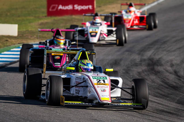 Champion d’Allemagne F4, Théo Pourchaire continue d’enchaîner les titres