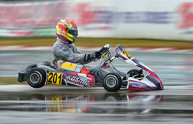 Basz takes the lead after the heats in KF