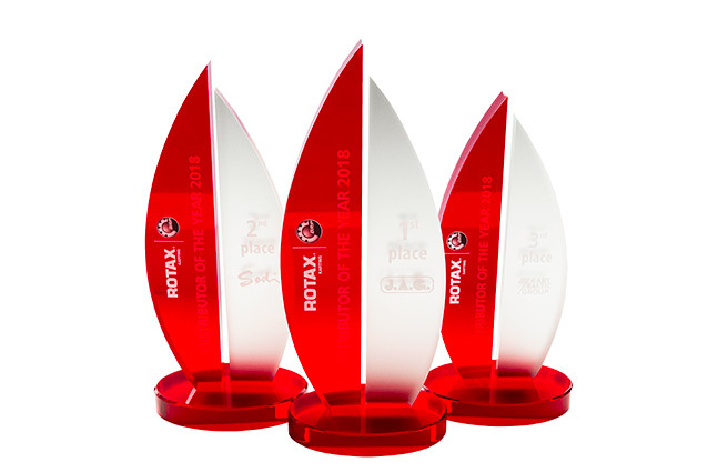 Rotax-News_Kart-Distributor-Award_2018.jpg