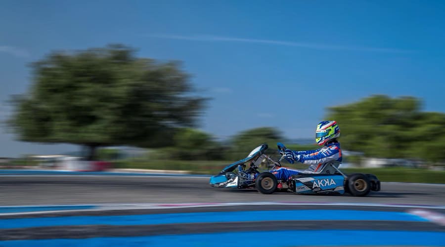 AKKA lance le E-Kart universel