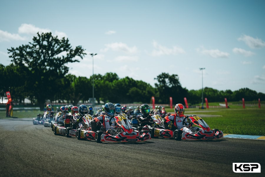 Rillaerts keeps the lead during the Junior heats