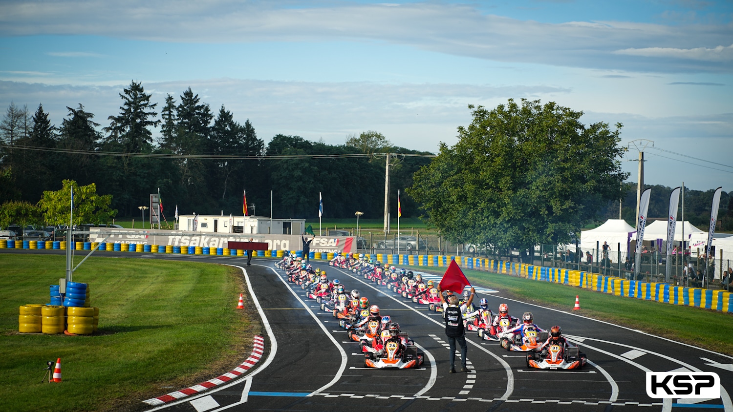 Varennes: Carbonnel gagne la préfinale KZ2, Petit renonce