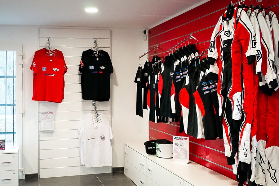 Arena 45e ouvre sa boutique sous les couleurs CL Kart