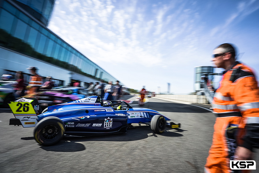 F4 Academy / Nogaro : Le Canadien Kevin Foster réplique en Course 3