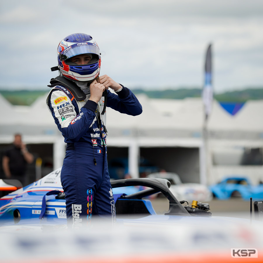 Vainqueur et meilleur performer en F4 à Magny-Cours