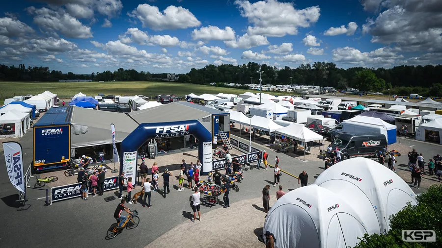 Avant-dernier meeting du Championnat de France Junior Karting à Varennes