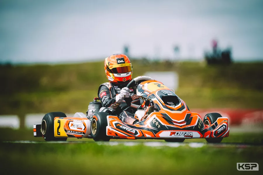 Qualifications OK-Junior :  Van Langendonck en pole à Kristianstad